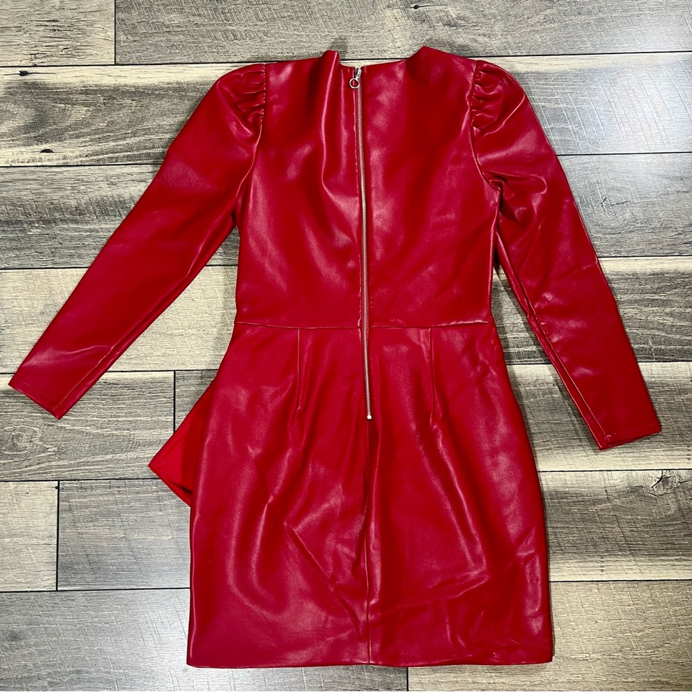 SAYLOR Vibrant Red Long Sleeve Dress - Picture 4 of 4